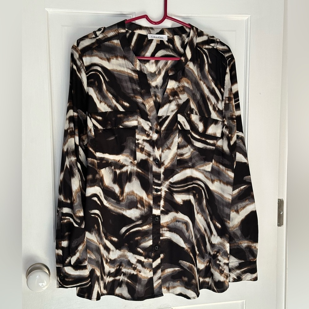 EUC Calvin Klein military-style blouse in black, brown & white - size XL